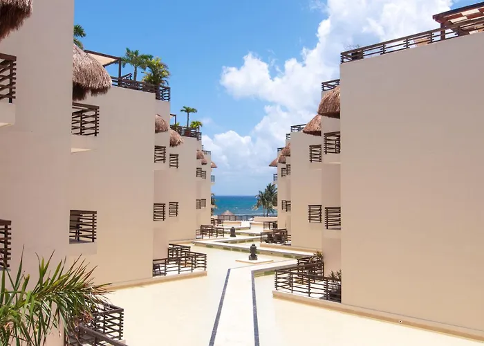 Aldea Thai Tropical Oasis Steps To The * Playa del Carmen